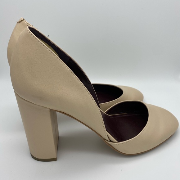 ☘️5 for $40☘️BCBGeneration Franklyn Beige D’Orsay Pumps Block Heel Size 7.5 - Picture 2 of 13